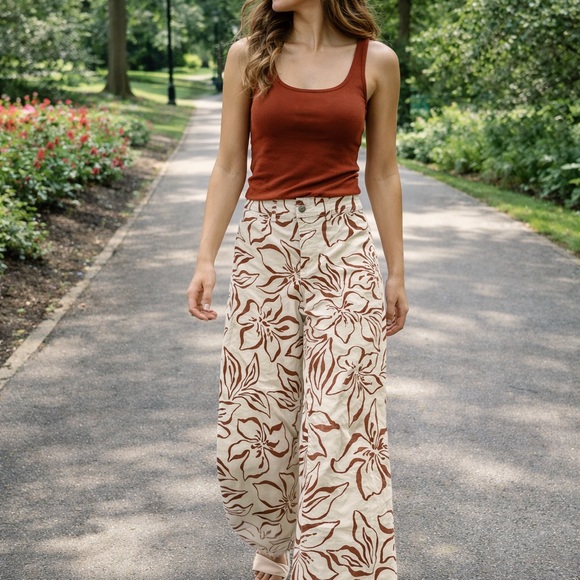 Billabong Pants - Billabong Floral Wide-Leg Pants in Cream and Brown